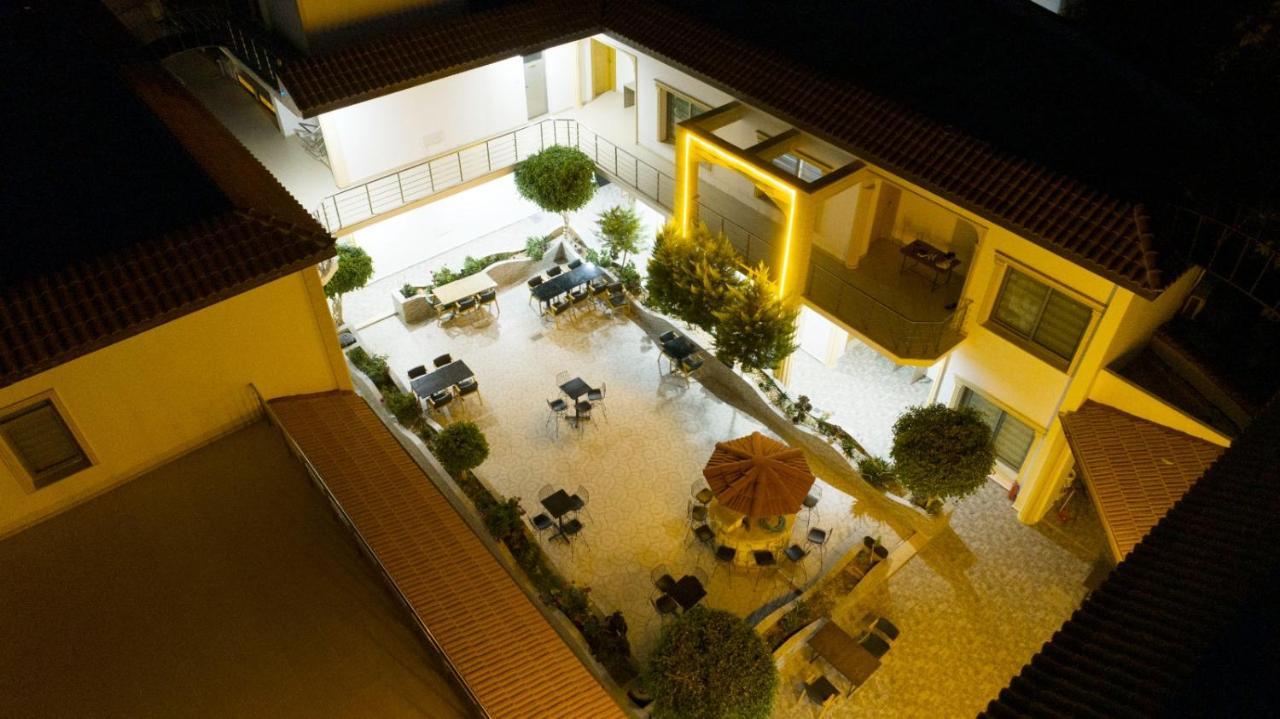Nagas Hotel & Restaurant At Historical Part Of Nicosie Extérieur photo