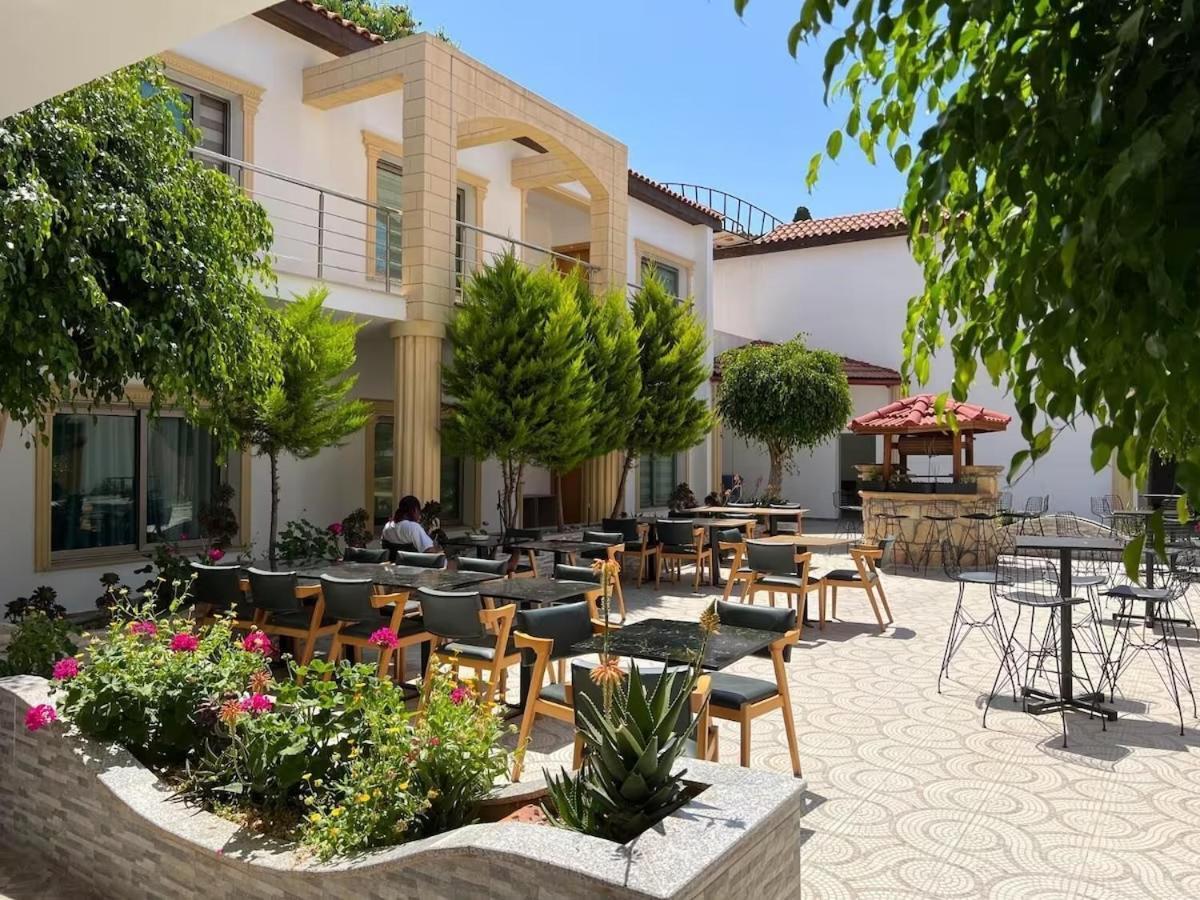 Nagas Hotel & Restaurant At Historical Part Of Nicosie Extérieur photo