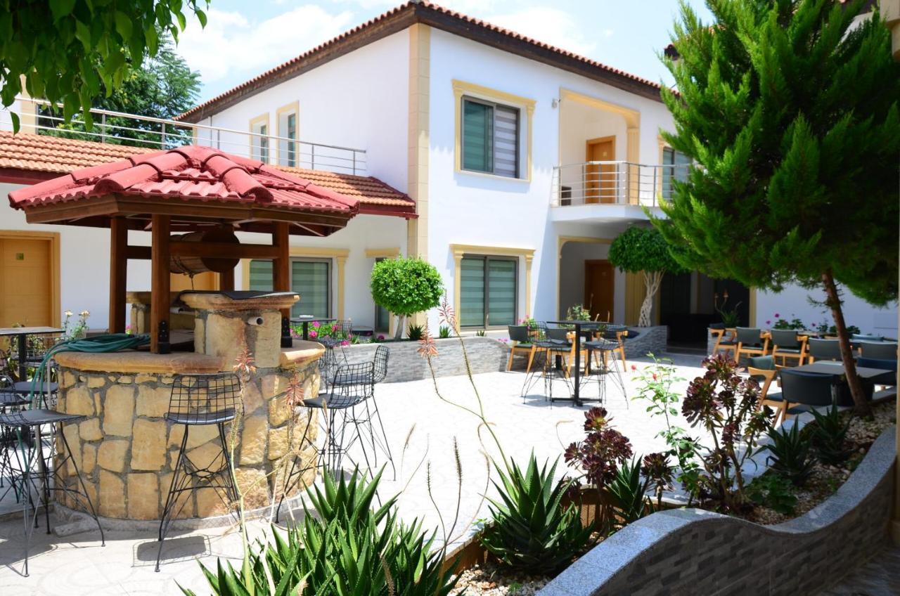 Nagas Hotel & Restaurant At Historical Part Of Nicosie Extérieur photo
